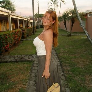 Meet your Posher, Cami